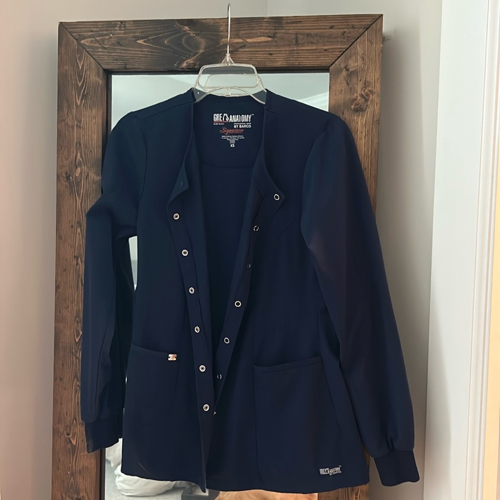 Greys anatomy Barco scrub jacket